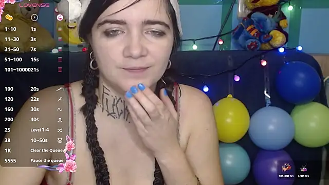 Snapshot of Yours_good_mood chatting on 12-28-24, 01:59 Yours good mood online show from 12-28-24, 01:59