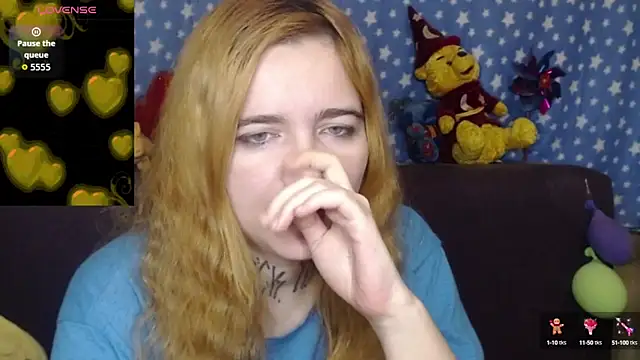 Snapshot of Yours_good_mood chatting on 10-06-25, 12:56 Yours good mood online show from 10-06-25, 12:56