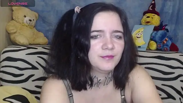 Snapshot of Yours_good_mood chatting on 12-22-24, 04:17 Yours good mood online show from 12-22-24, 04:17