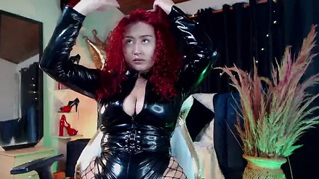 Snapshot of KorayRoussel chatting on 03-07-25, 03:49 KorayRoussel online show from 03-07-25, 03:49