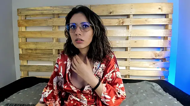 bulma bambina  online show from 11-07-25, 07:40