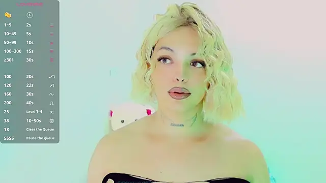 Emmaa Saenz  online show from 03-13-26, 10:04