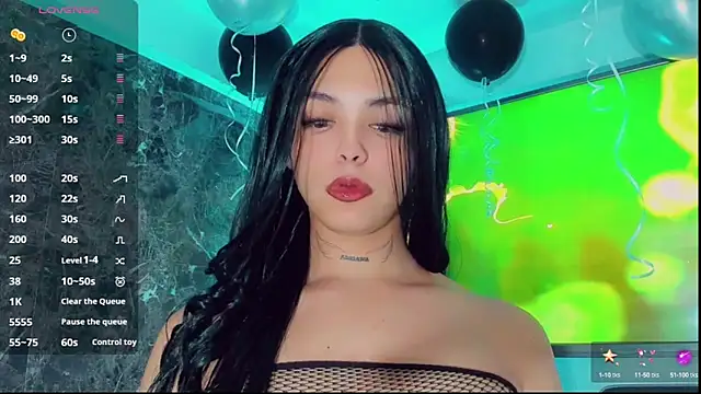 Emmaa Saenz  online show from 09-16-25, 06:31