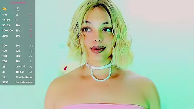 Emmaa Saenz  online show from 03-19-26, 11:16