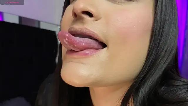 agatha lovee online show from 02-08-26, 06:49