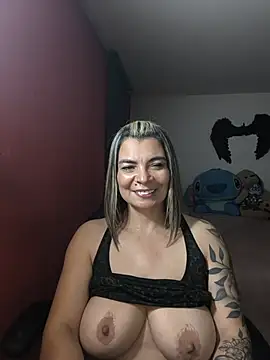 charlotedoll online show from 06-19-26, 12:49