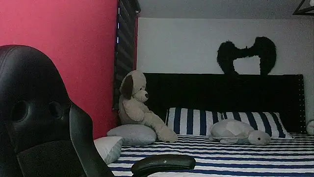 charlotedoll online show from 04-01-26, 11:12