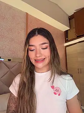 Arianavillada online show from 04-13-26, 03:43