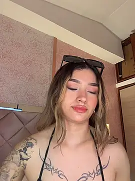 Arianavillada online show from 04-12-26, 03:43