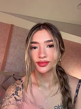 Snapshot of Arianavillada chatting on 04-27-26, 03:48 Arianavillada online show from 04-27-26, 03:48