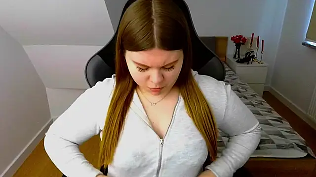 Snapshot of AbbyPleasure chatting on 02-25-26, 10:15 AbbyPleasure online show from 02-25-26, 10:15