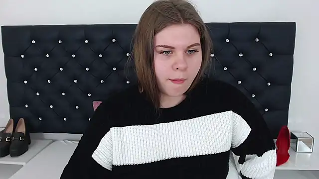 Snapshot of AbbyPleasure chatting on 02-13-25, 03:45 AbbyPleasure online show from 02-13-25, 03:45