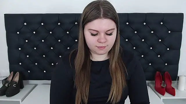 Snapshot of AbbyPleasure chatting on 03-18-25, 10:07 AbbyPleasure online show from 03-18-25, 10:07