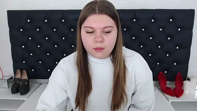 Snapshot of AbbyPleasure chatting on 03-05-25, 12:44 AbbyPleasure online show from 03-05-25, 12:44