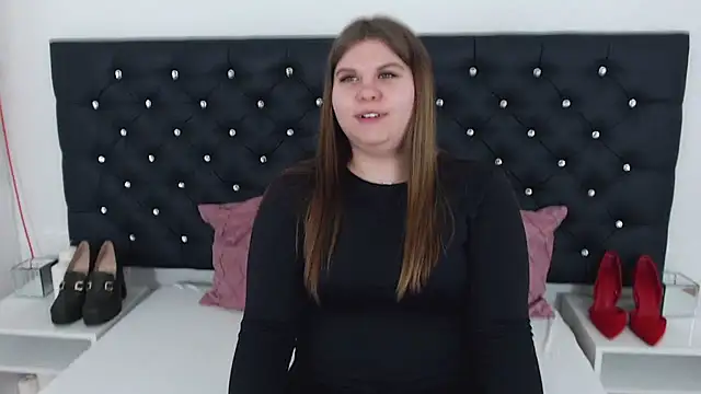 Snapshot of AbbyPleasure chatting on 02-21-25, 03:54 AbbyPleasure online show from 02-21-25, 03:54