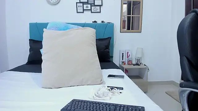 Snapshot of kamila_lopez chatting on 02-07-26, 08:28 kamila lopez online show from 02-07-26, 08:28