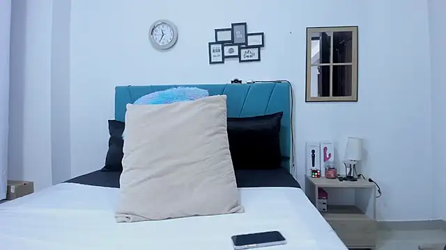 Snapshot of kamila_lopez chatting on 02-08-26, 07:22 kamila lopez online show from 02-08-26, 07:22