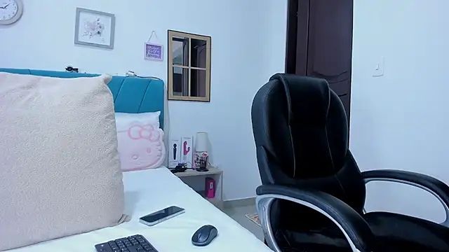 kamila lopez online show from 04-04-26, 10:27