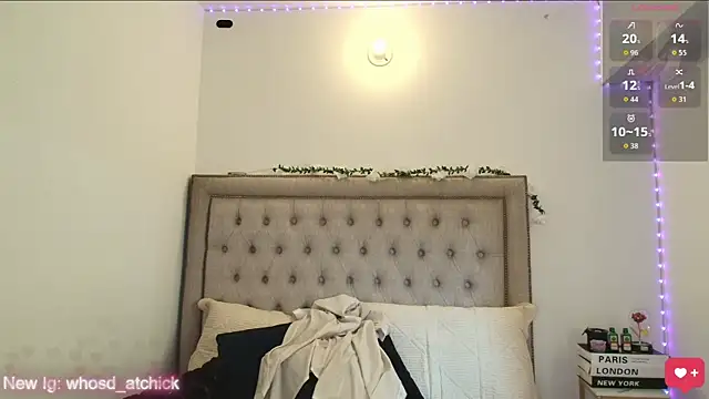 Snapshot of kristy_calderon chatting on 06-15-26, 07:46 kristy calderon online show from 06-15-26, 07:46