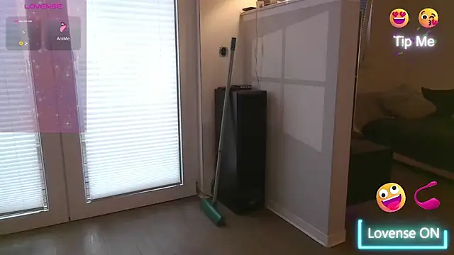 Snapshot of Hot_ToyBoy6974 chatting on 03-11-25, 06:41 Hot ToyBoy6974 online show from 03-11-25, 06:41