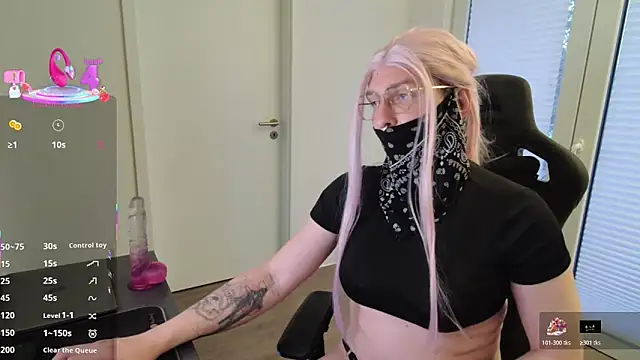 Hot ToyBoy6974 online show from 04-22-26, 03:46