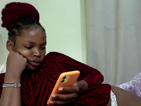 queen-sasha online show from 04-15-26, 08:09