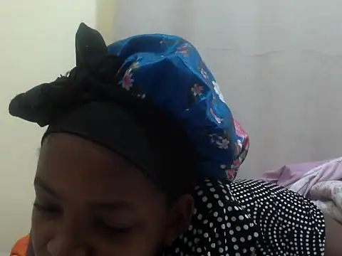 Snapshot of queen-sasha chatting on 07-04-26, 09:15 queen-sasha online show from 07-04-26, 09:15