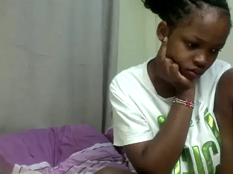 queen-sasha online show from 11-25-25, 06:58