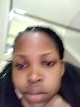 queen-sasha online show from 10-18-25, 03:03