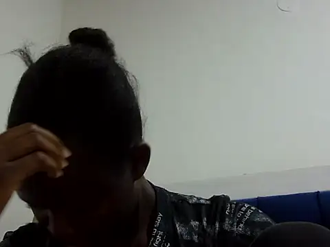 Seeexxxy-bree online show from 04-14-26, 07:02