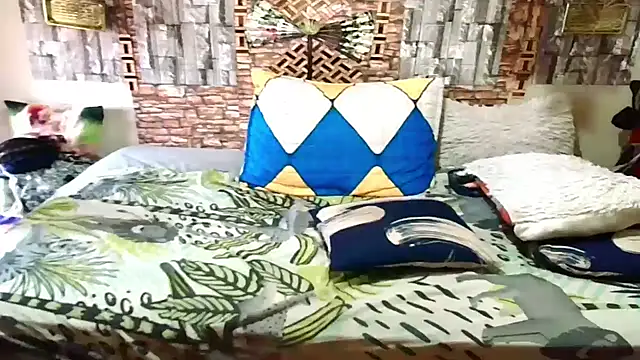 Indian Blaze00 online show from 11-06-25, 05:55