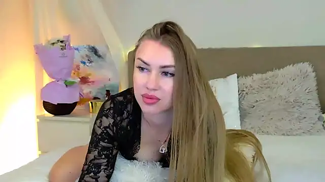 Snapshot of LuisaSin chatting on 06-09-26, 06:47 LuisaSin online show from 06-09-26, 06:47