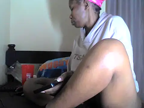 smallnaughtygirl online show from 03-07-26, 11:10