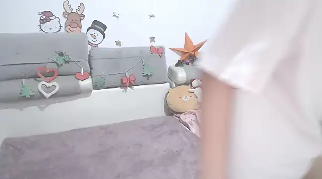 your angela online show from 12-04-24, 11:24