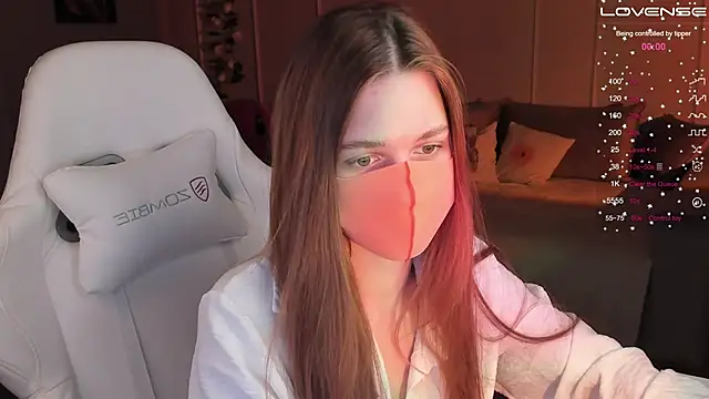 Snapshot of Frau_Lina chatting on 02-08-25, 07:05 Frau Lina online show from 02-08-25, 07:05