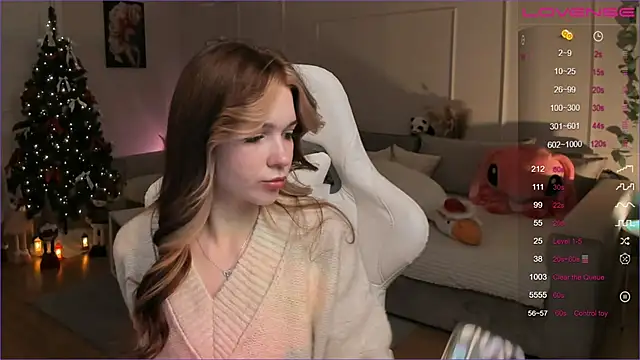 Snapshot of Frau_Lina chatting on 12-20-25, 02:20 Frau Lina online show from 12-20-25, 02:20