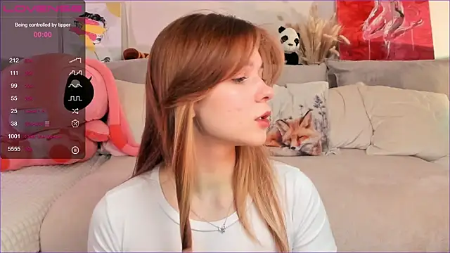 Snapshot of Frau_Lina chatting on 11-01-25, 02:11 Frau Lina online show from 11-01-25, 02:11