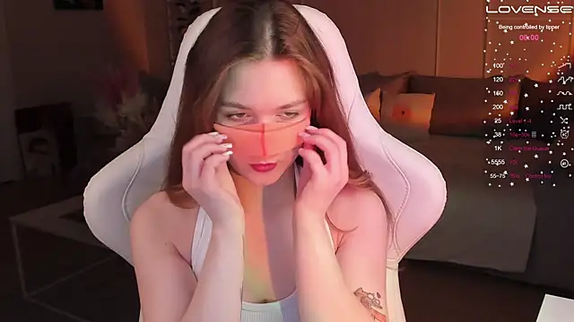 Snapshot of Frau_Lina chatting on 01-31-25, 07:18 Frau Lina online show from 01-31-25, 07:18