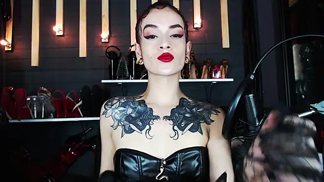 Liilith goddess  online show from 12-12-24, 04:26