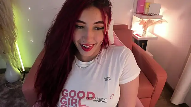 Snapshot of veronicaxx69 chatting on 05-27-26, 06:10 veronicaxx69 online show from 05-27-26, 06:10