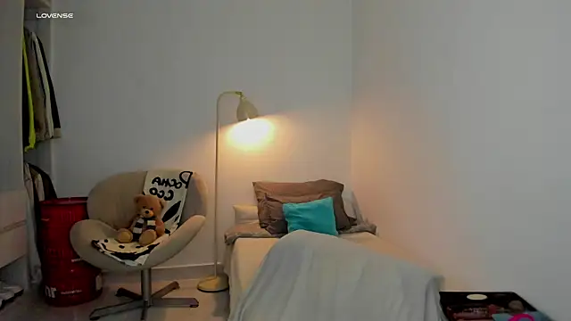 Curlblue online show from 10-28-25, 06:56