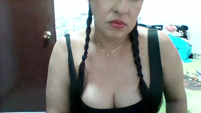 Alisson brand online show from 05-04-26, 03:48