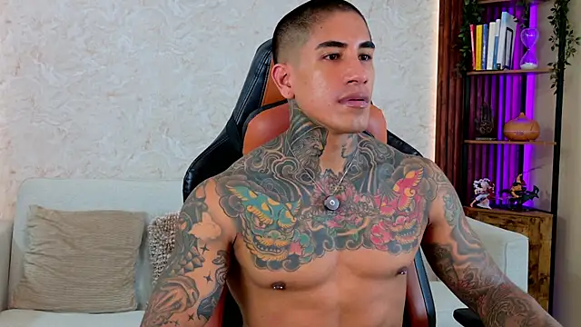 AdanReilly online show from 04-11-26, 04:10