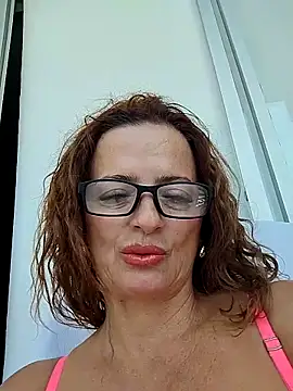 Snapshot of CioniWeiss chatting on 10-16-25, 07:55 CioniWeiss online show from 10-16-25, 07:55