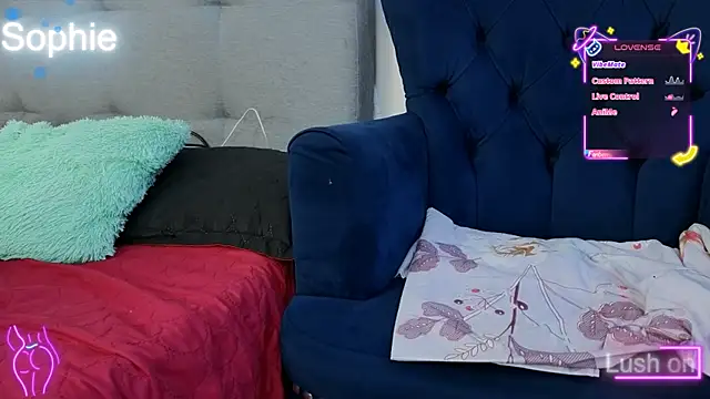 Sophiehuntress online show from 09-30-25, 02:01
