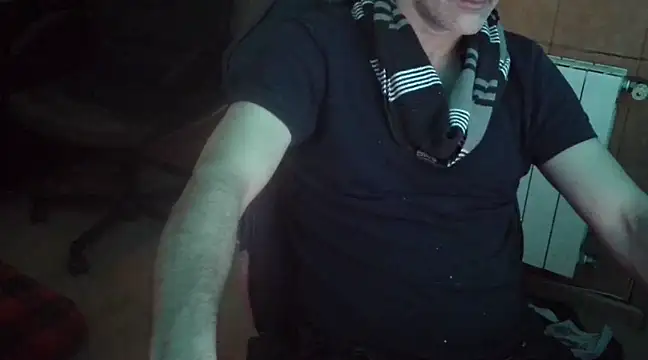 Snapshot of Lia_Y_PatrickX chatting on 03-02-25, 02:04 Lia Y PatrickX online show from 03-02-25, 02:04