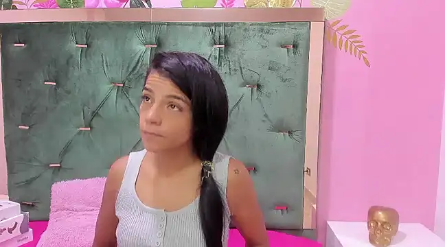 Snapshot of Hellen__4master chatting on 02-28-25, 11:25 Hellen 4master online show from 02-28-25, 11:25