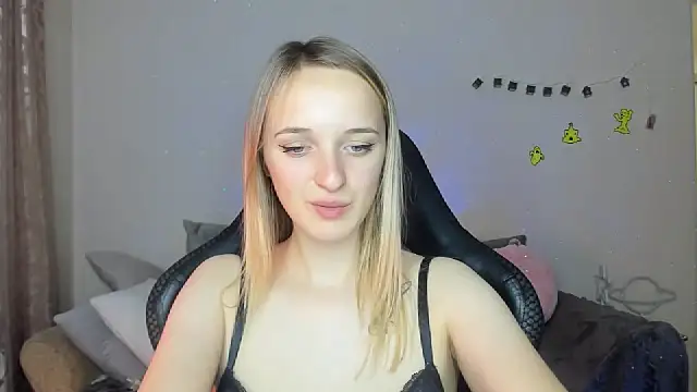 RouseReed online show from 11-03-25, 01:04