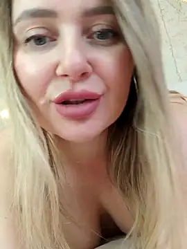 LadyLolyPop  online show from 09-14-25, 06:47