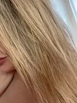 LadyLolyPop  online show from 03-03-25, 03:05